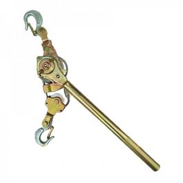 Malacate Manual 2 Ton 2.4m OBI 262137 para Restirar Carga Pesada
