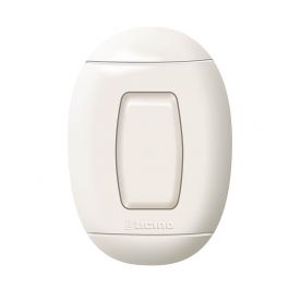 [CM-2215] Apagador Sencillo Oval Bticino P52 10A 127V Blanco Policarbonato
