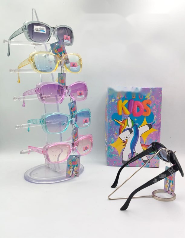 Lentes de Sol para Niños Delux Kids Rectangular Caja 12 Pz SP67506