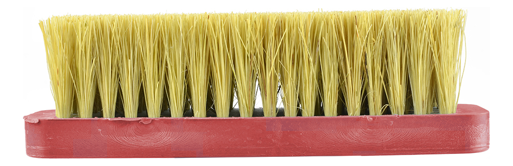 CEPILLO DE IXTLE PARA LLANTA CON BASE DE PLASTICO