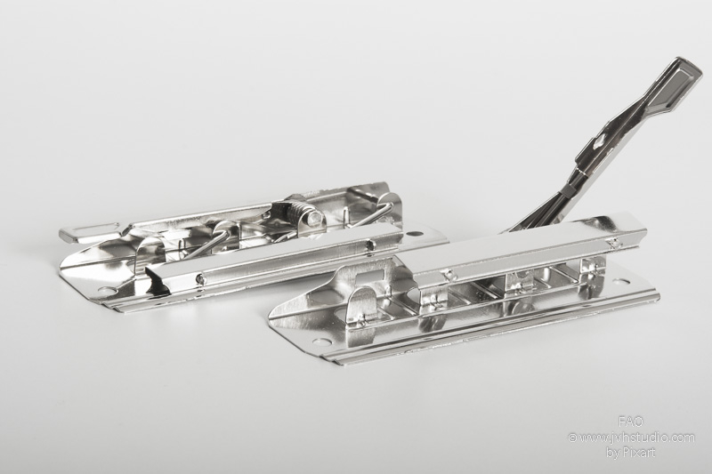 SUJETADOR DE PRESIÓN CON PALANCA DE 10 CM. 1000 PZ