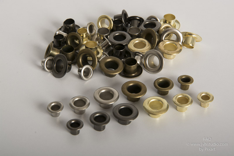OJILLO PARA CALZADO EN ACABADO NEGRO 5,000/100,000 PZ